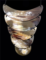 LargeHornLayeredNecklace2.th