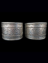 SilverCuffs2.th