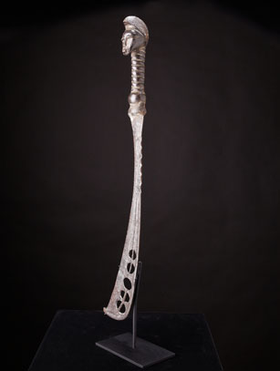LS249BauleBlade3qtr.jpg