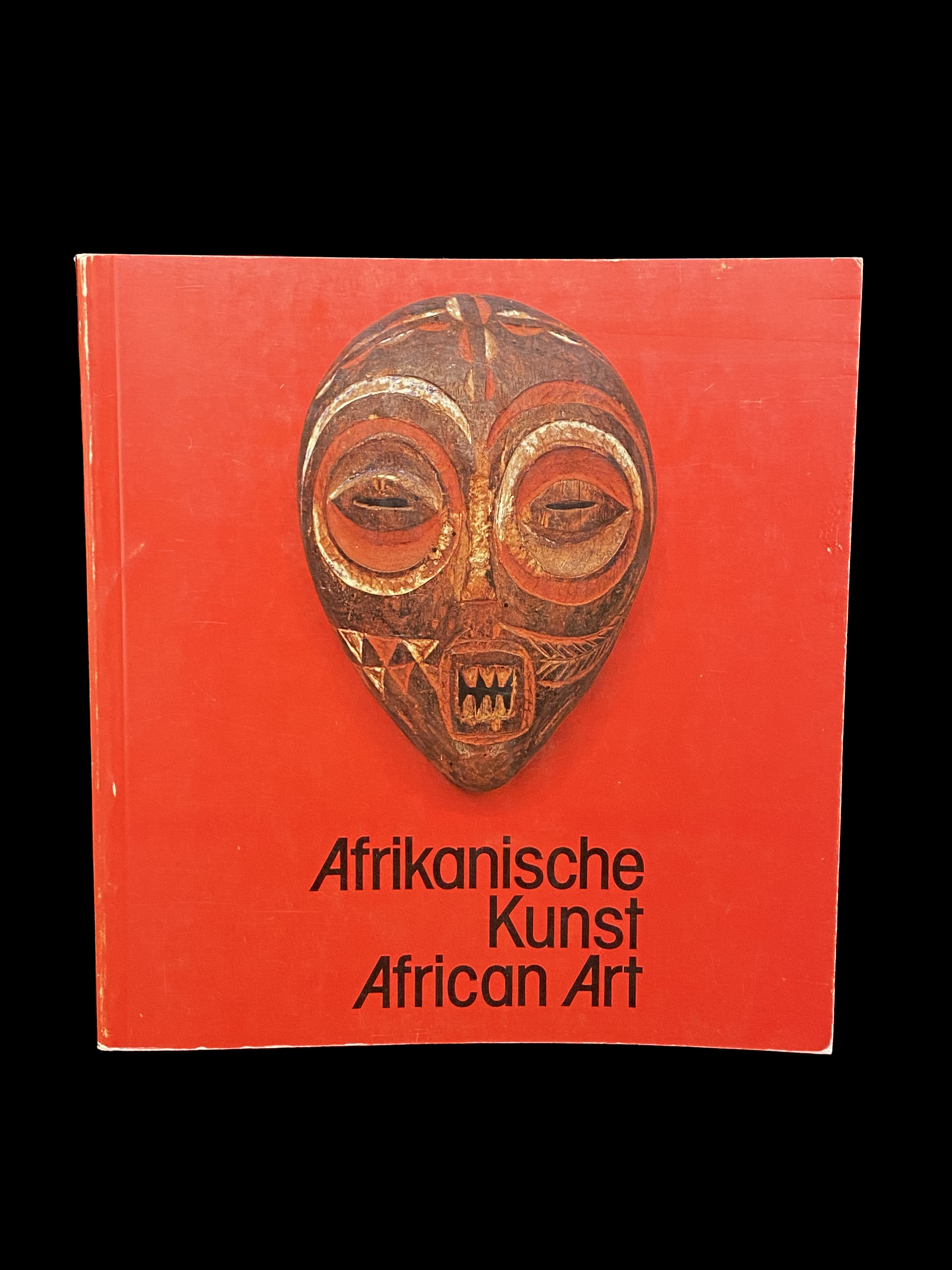 Afrikanische Kunst - African Art by Karl-Ferdinand SCHAEDLER