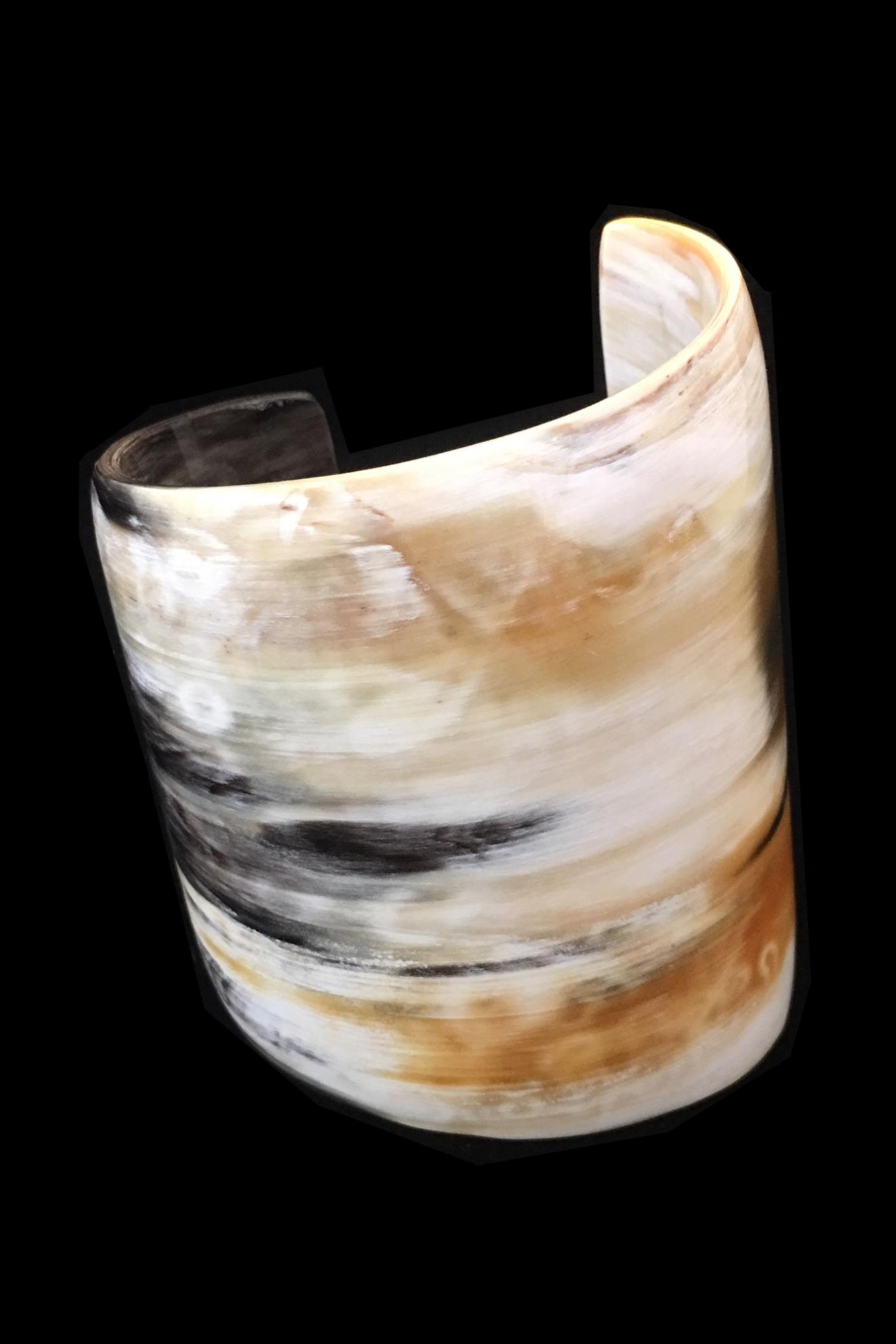 AsymmetricalhorncuffR