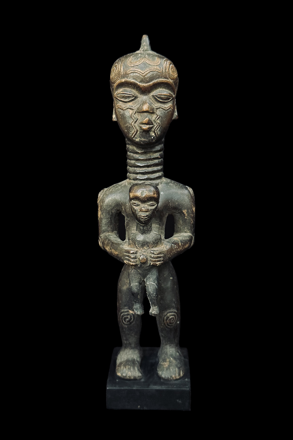 Maternity Figure - Bena Lulua People, D.R. Congo 