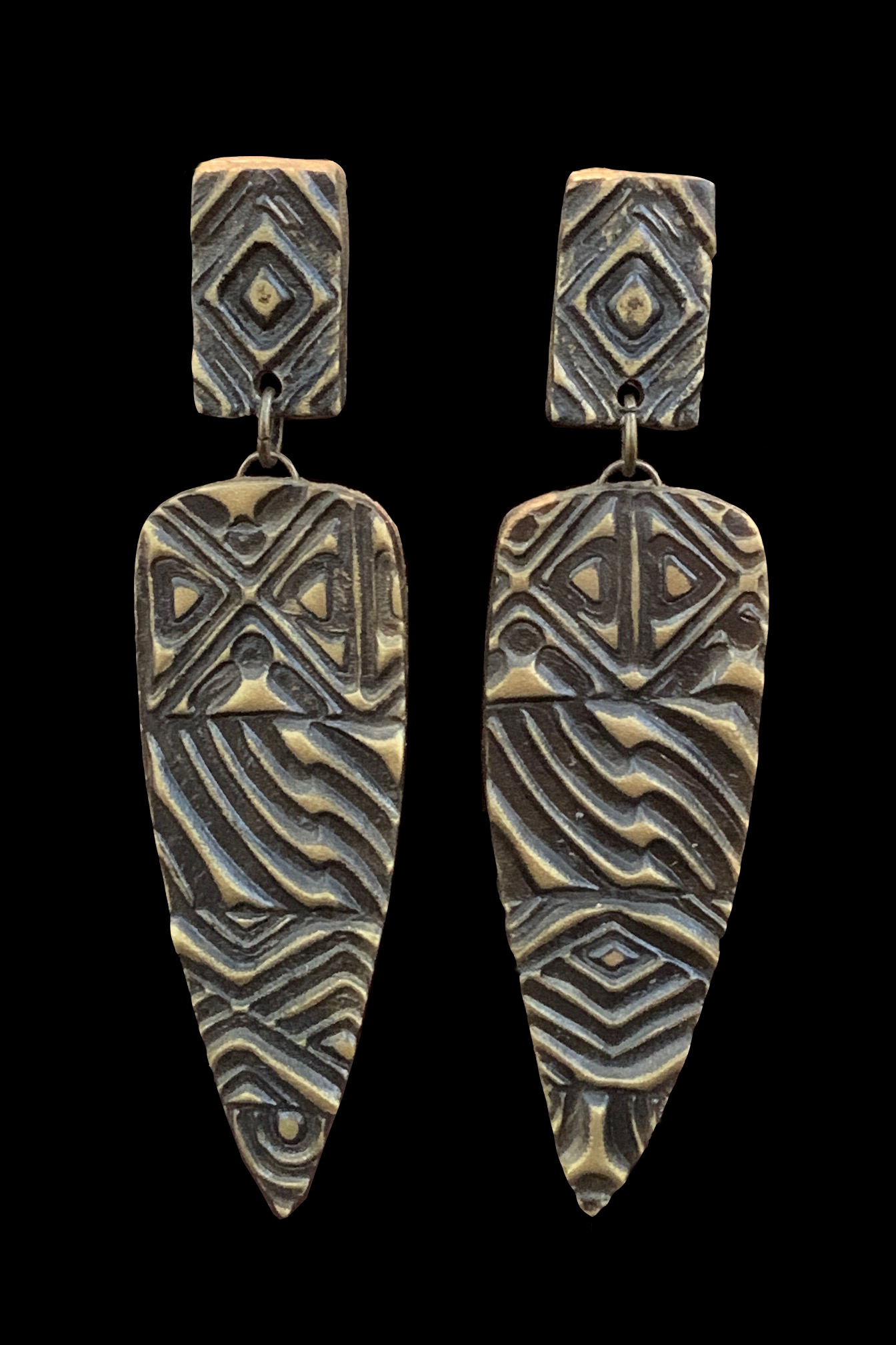Earrings23ClipR