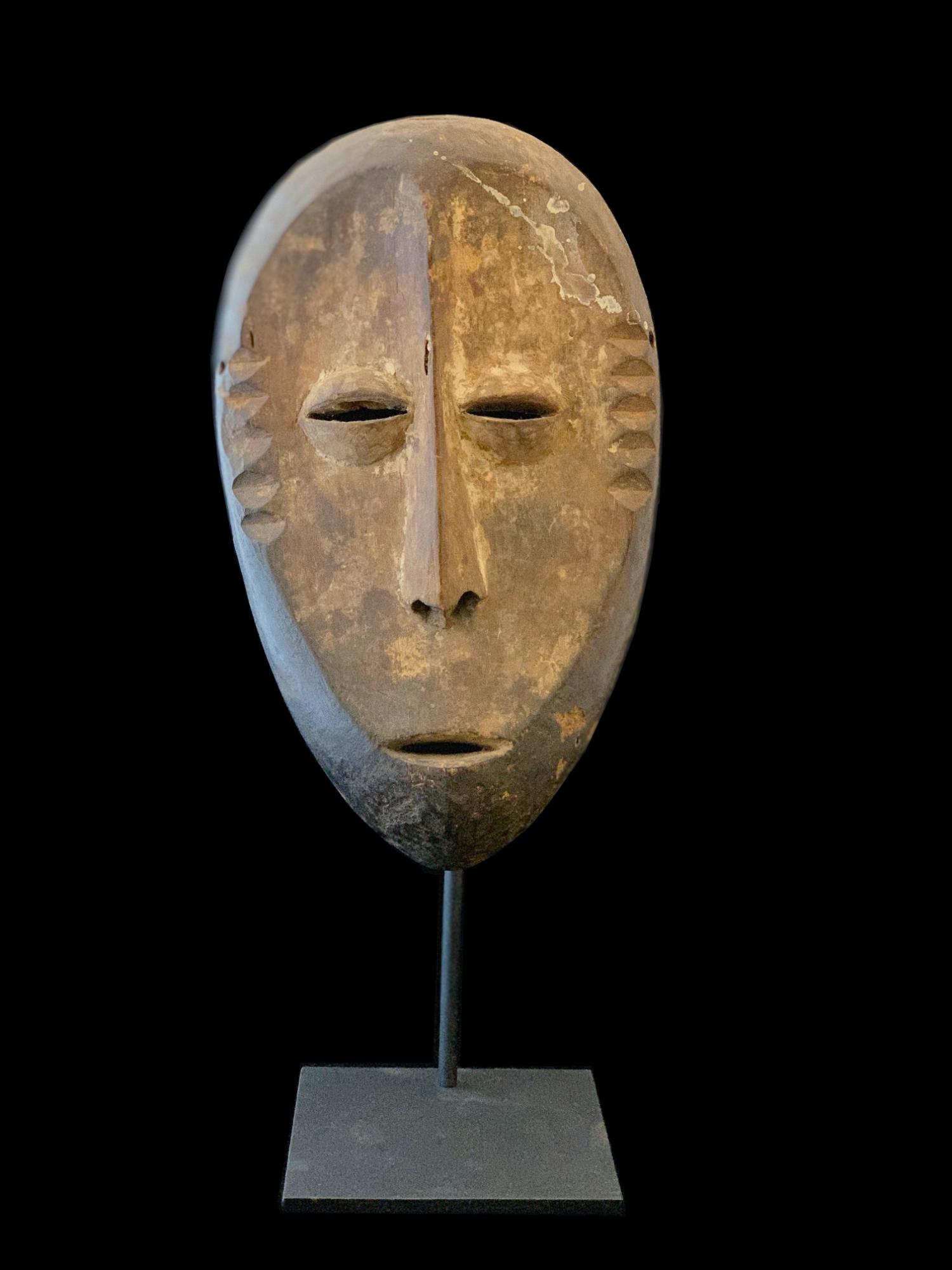 Mask - Lega, D.R.Congo (PC66)