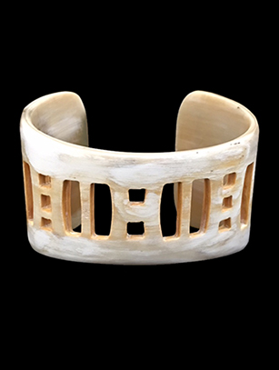 Geometric Horn Cuff (1 left)