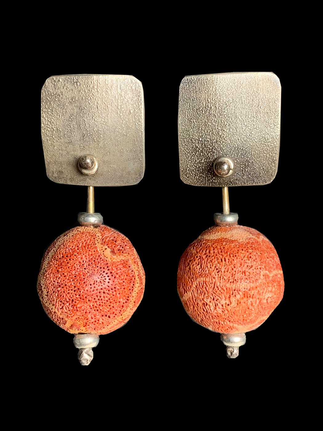 Sterling Silver earrings with Sponge Coral (HM66)