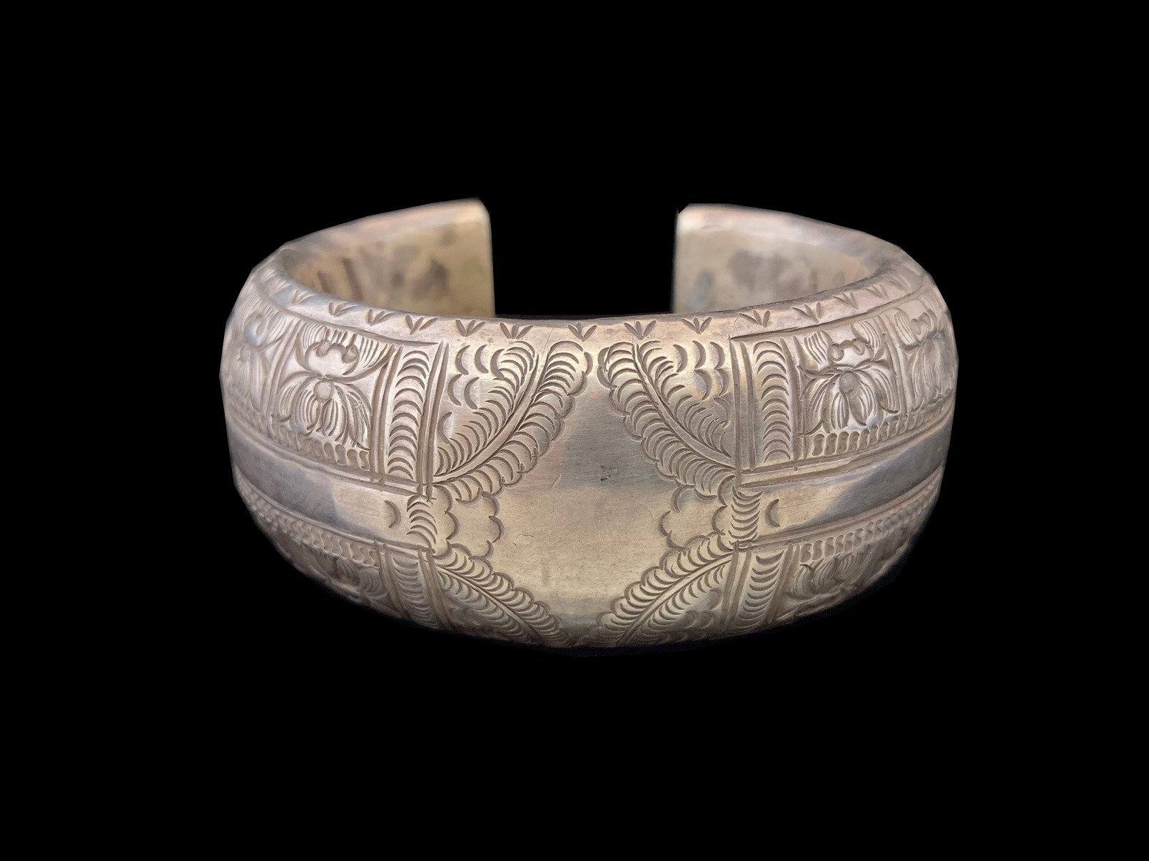 Hollow Silver Cuff Bracelet - Thailand - BR276