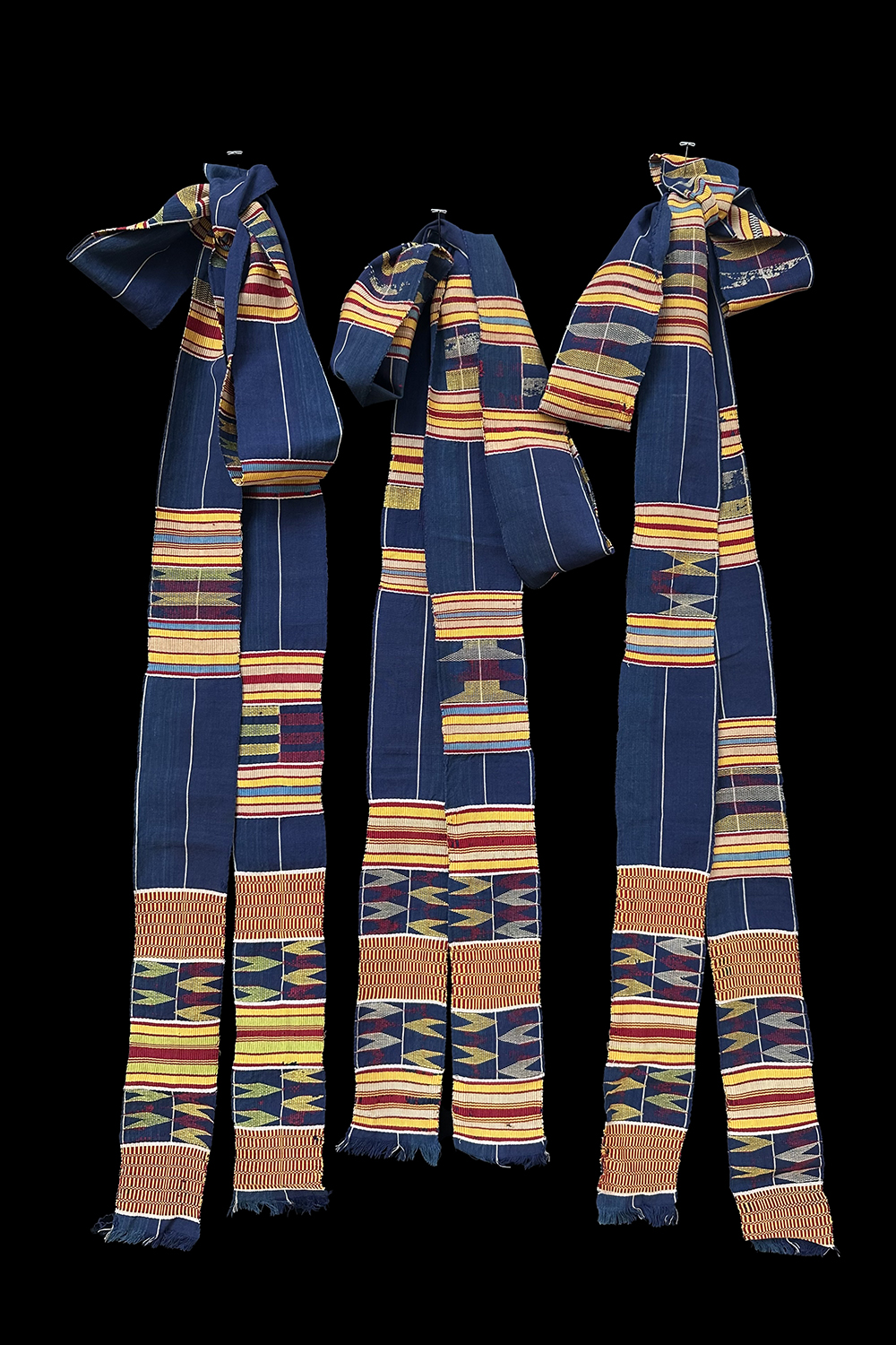 KenteClothBlue3Strips30IMG_3207th