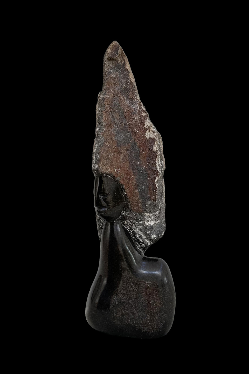 ララSCULPTOR Gorilla Sculpture. Metallic red. Limited Edition