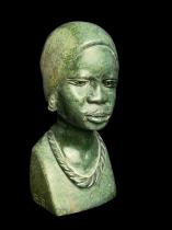 Small Realistic Verdite Bust by Barnabas Fombe - Shona, Zimbabwe 7
