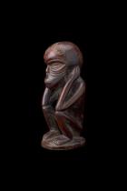 Crouching Figure - Benalulua People, D.R. Congo M56 1