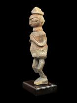 Mbwoolo Healing Figure - Yaka People, Pasanganga village, Popokabaka region, D.R. Congo 1