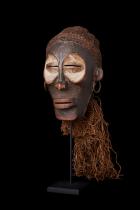 Mwana Pwo Female Mask - Chokwe People, D.R. Congo M59 1