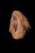Pigmented mask with Raffia - Goma?, D.R.Congo M12 2